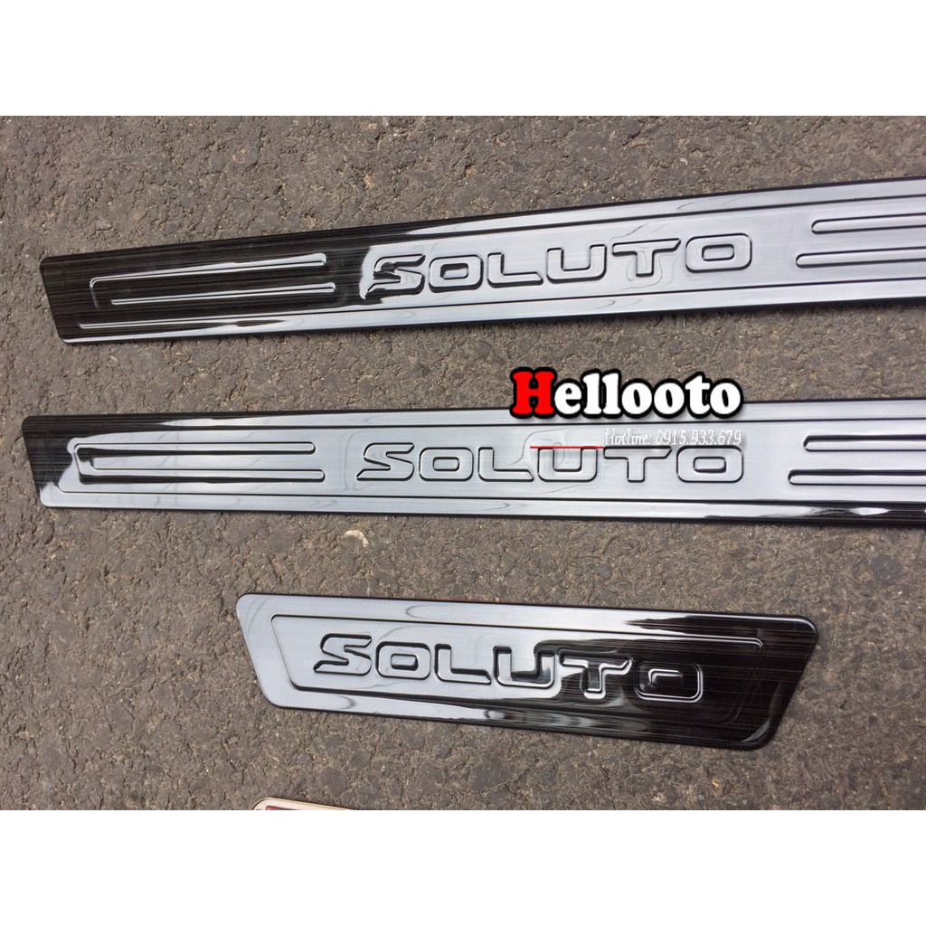 Ốp bậc cửa xe Kia Soluto 2019 2020 2021 - mẫu titan