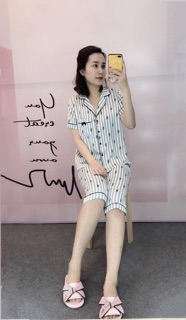 Bộ Pyjama kẻ VS