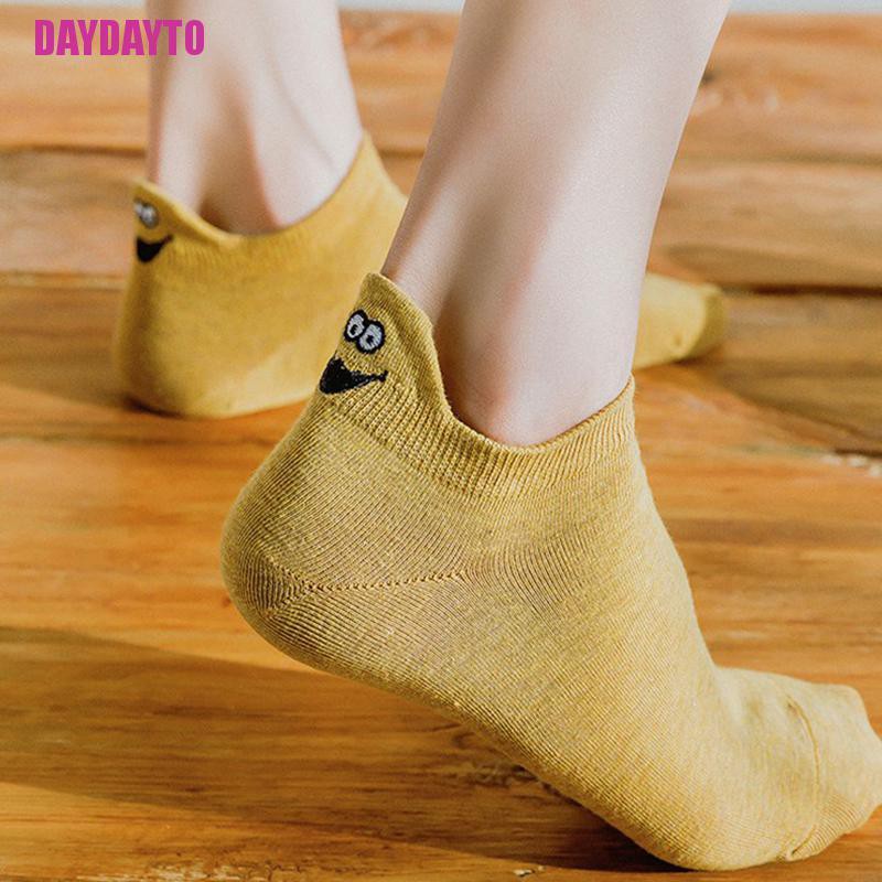 Đôi Vớ Cotton Thêu Hình Biểu Tượng Cảm Xúc Đáng Yêu Dành Cho Nữ