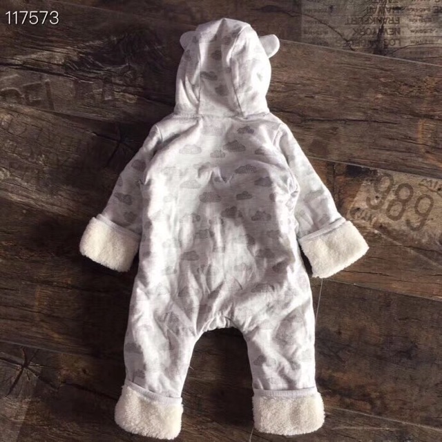 Body ủ gấu H&M sz 0-9m form to