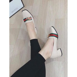 Guốc giầy da mềm