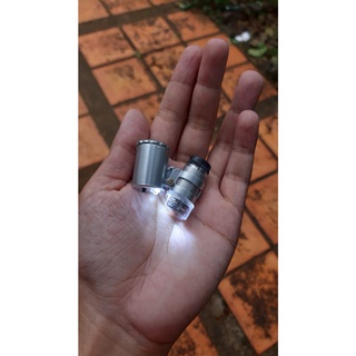 Kính lúp mini có đèn Led - Baystore
