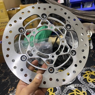 Đĩa winer với lòng gắn mọi xe phổ thông