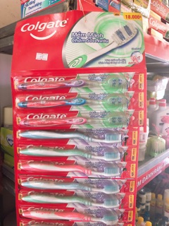 Bàn Chải Đánh Răng Colgate