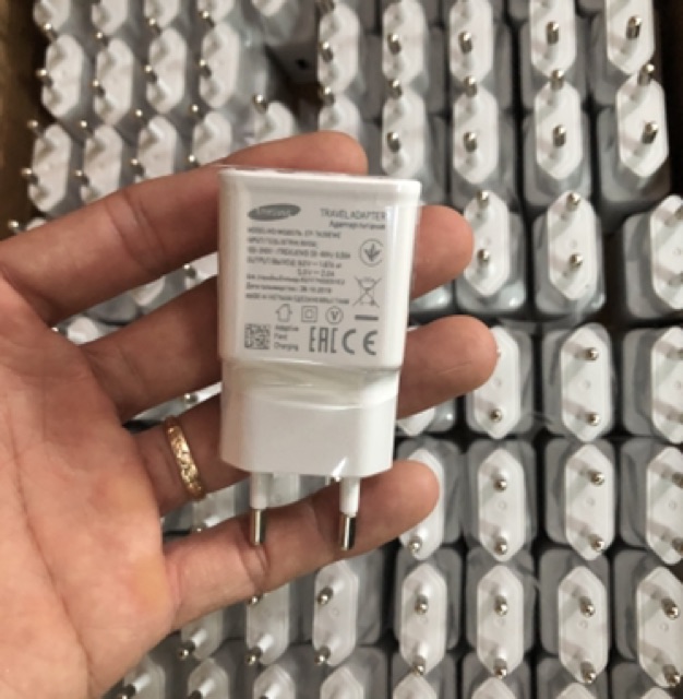 Cốc sạc nhanh Samsung