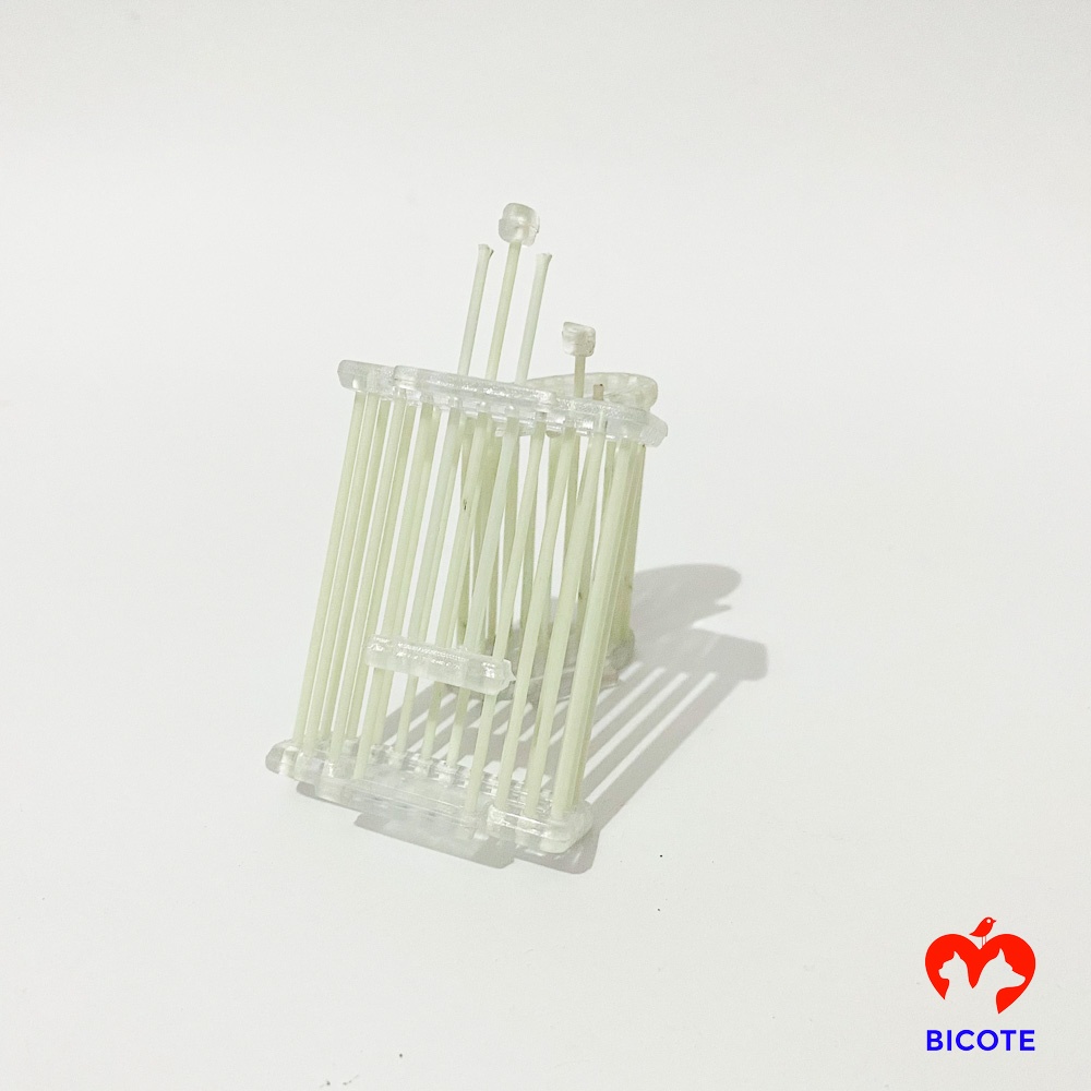 Rọ dế cho chim khuyên chất liệu phíp chắc chắn bền đẹp - Dọ dế cho chim khuyên giá rẻ