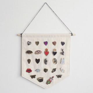 Banner treo tường trưng bày đồ trang trí dạng lá cờ chất canvas tiện dụng