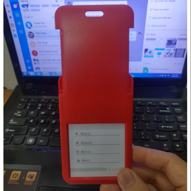 Thẻ đeo nắp trượt