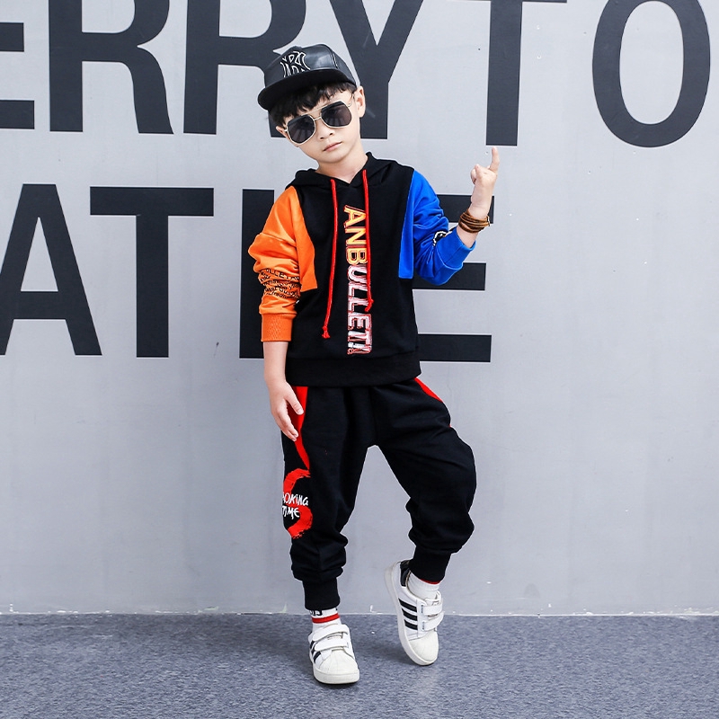 Bộ quần áo thêu chữ chắp vải phong cách hip hop năng động thời trang cho bé ( có bán lẻ)
