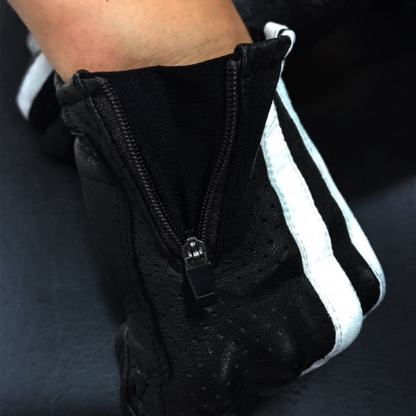 Găng tay da nam có thể dùng màn hình cảm ứng điện thoại