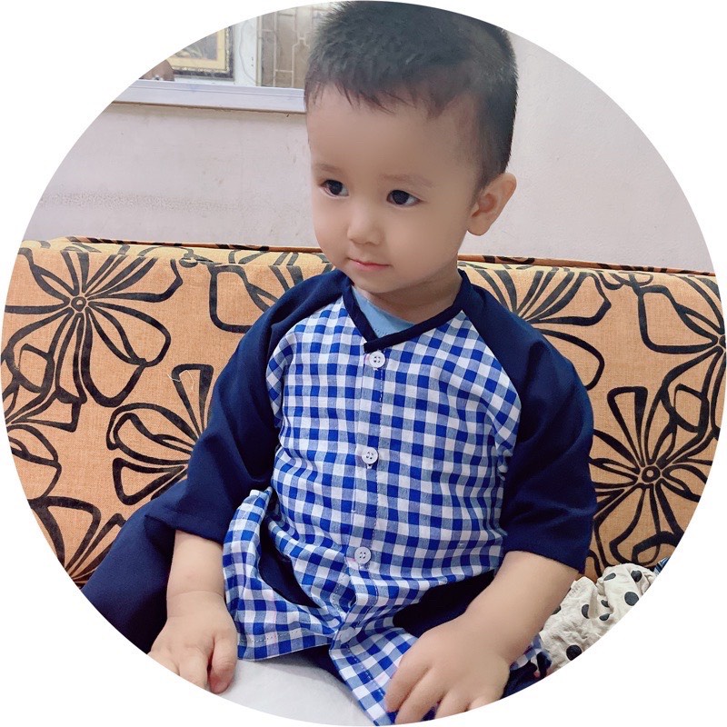 Bộ bà ba bé trai kèm khăn rằn