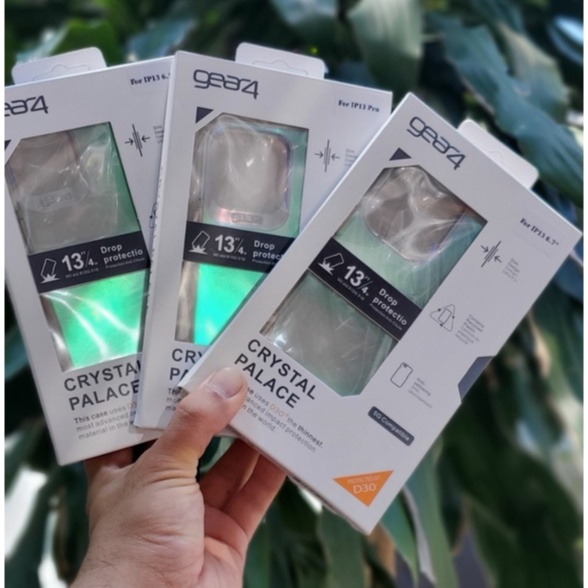 Ốp GEAR4 lưng kính viền dẻo đổi màu iPhone 15 Pro max, 14 Pro Max 13 Pro max 12 11 đổi màu theo từng ánh nhìn trong suốt
