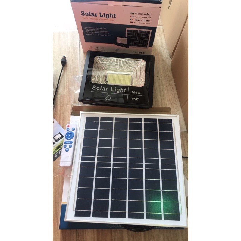 Đèn Pha Led Năng Lượng Mặt Trời 300w,200w,100w. Vỏ Nhôm,IP67. Có Thêm Chế Độ Báo Sạc Pin.(Hình thực tế). | BigBuy360 - bigbuy360.vn