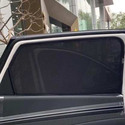 Rèm che nắng xe Huyndai Tucson 2022 - 2023 có hút nam châm cao cấp