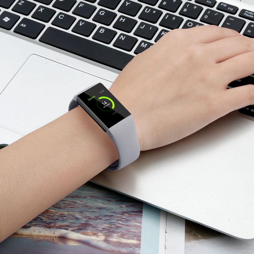 BTLIMER Dây Đeo Thay Thế Chất Liệu Silicon Màu Trơn Cho Fitbit Charge 3
