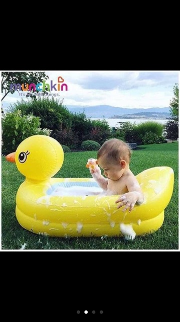 Hồ bơi con vịt muchin, hàng tặng moony