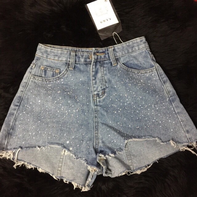 Xả thanh lý Short bò đính đá free size dưới 53kg.