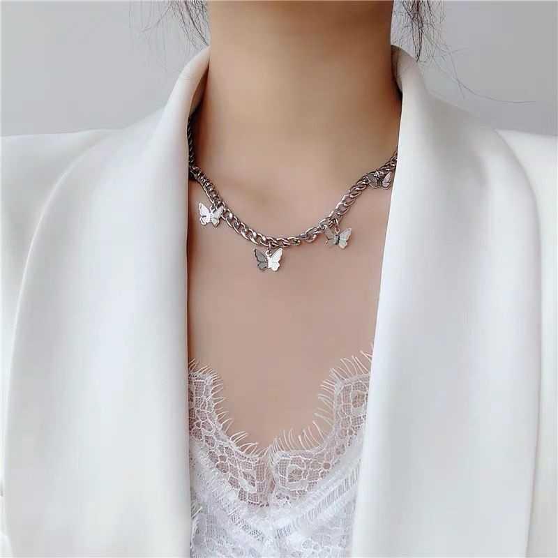 Vòng cổ Mặt Hình Bươm Bướm Xinh Xắn Thời Trang Dành Cho Nữ