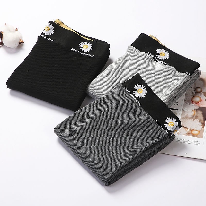 Quần Legging nữ thêu hoa cúc hot trend 2020