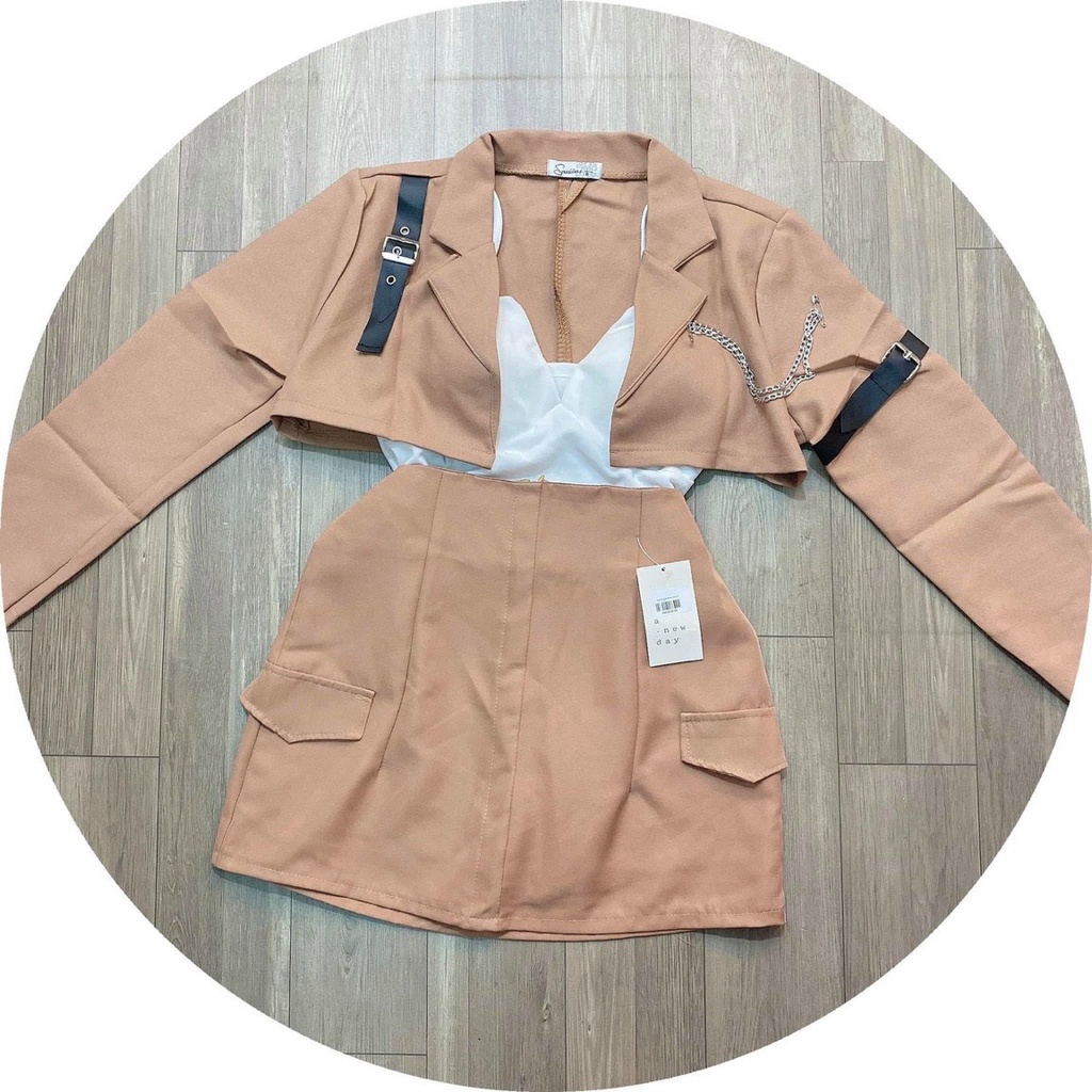 Áo khoác vest dây xích nữ tay dài dáng ngắn croptop minstore24h