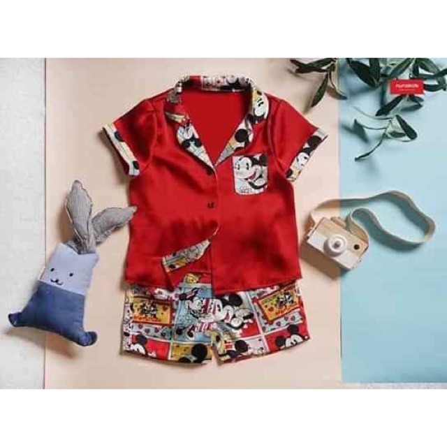 Bộ pyjama bé gái