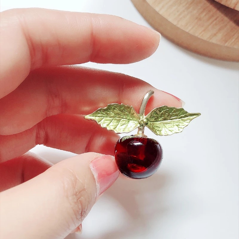 Ghim CàI ÁO HìNh Quả Cherry Trong SuốT ThờI Trang Cho Nữ