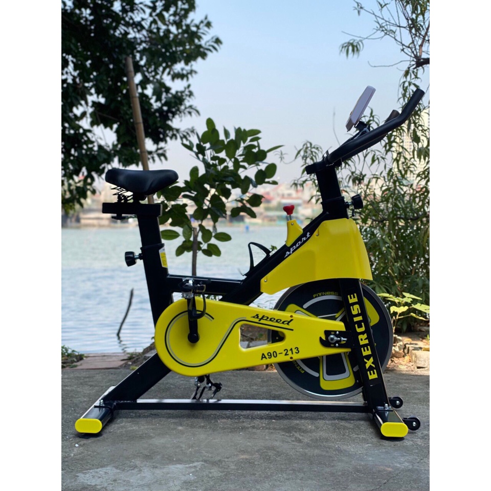 Xe đạp tập thể dục tại nhà xe đạp Exercise