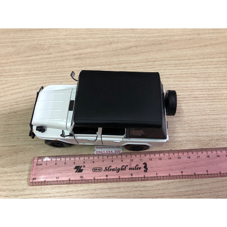 Mô hình xe Jeep địa hình bằng hợp kim tỉ lệ 1:28