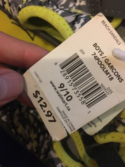 Giày sandal cho bé trai