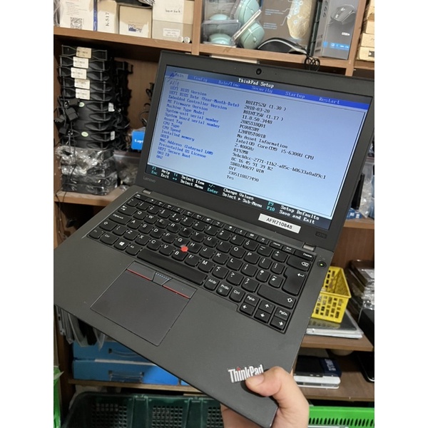 Laptop lenovo x270 i5 6300 ram 8gb ssd 128gb