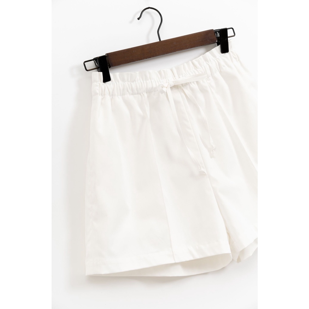 Quần short ngắn nữ cạp nhún MADELEN
