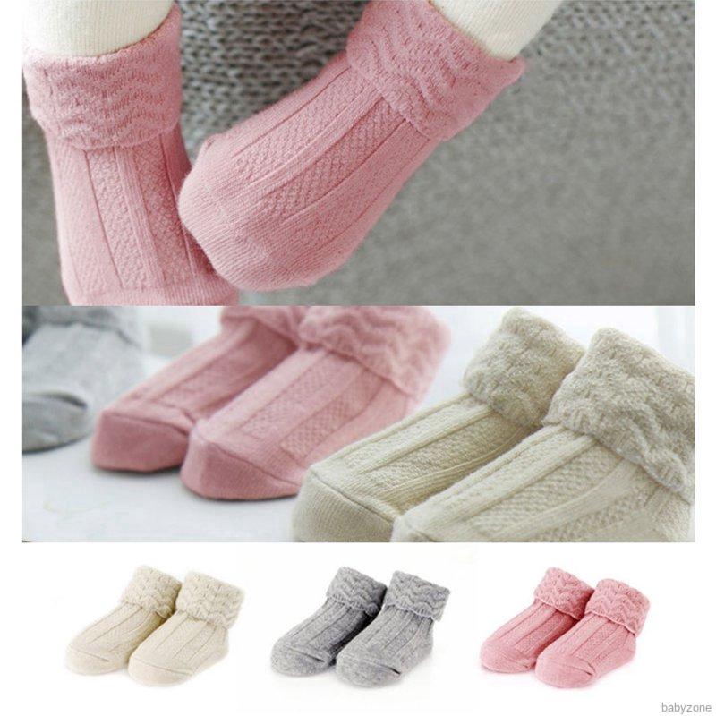 Vớ làm từ cotton chống trượt dành cho bé sơ sinh