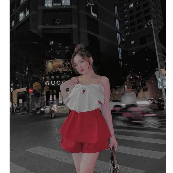 Sét đồ bộ 2 dây họa tiết nơ trắng trước ngực dáng áo bánh bèo xòe mix quần cộc tôn dáng trẻ trung sang trọng thanh lịch