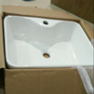 Lavabo xứ để bàn loại mới dành cho các bạn