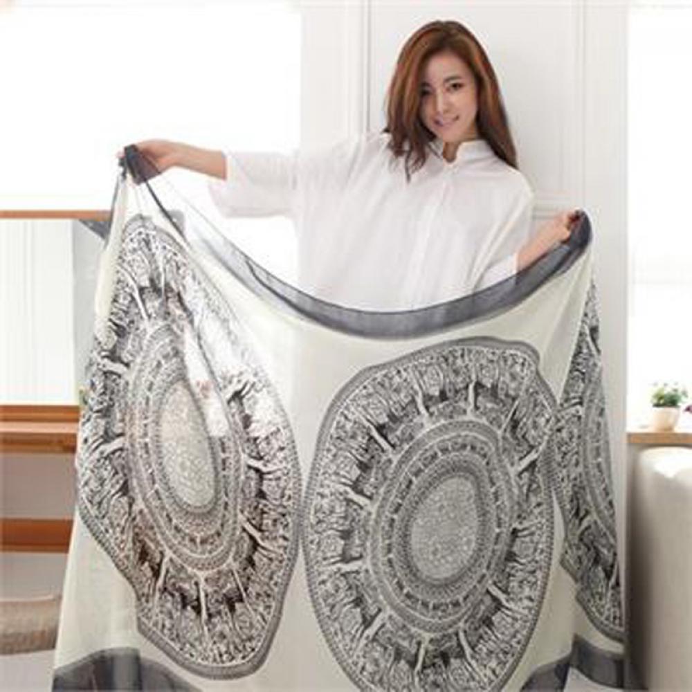 Khăn Choàng Cổ Dài Mềm Mại Phong Cách Cổ Điển Cho Nữ