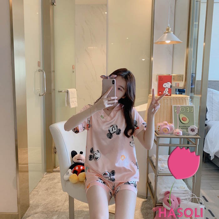 [Mã WARN20 giảm 20k đơn 150k] [Phom rộng]💕Bộ Ngủ-Đồ Ngủ Phi Lụa Cao Cấp Tay Ngắn Siêu Đẹp Màu Trắng Hình Dứa DB03 | BigBuy360 - bigbuy360.vn