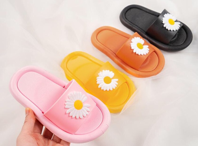 Dép hoa cúc bé gái size 21-32