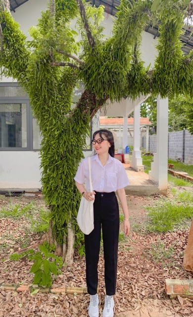 Áo sơmi trắng Oversize trơn tà ngang rộng, túi form vừa tay ngắn (ảnh thật) | BigBuy360 - bigbuy360.vn