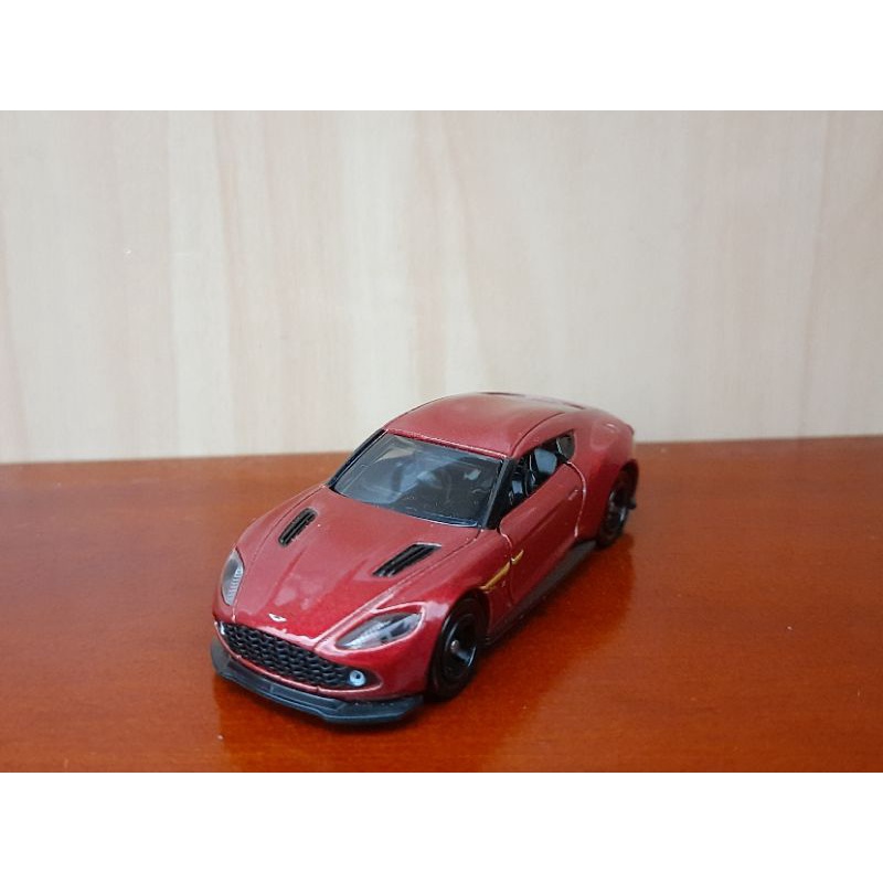 Xe mô hình Tomica Aston Martin Vanquish Zagato - Có hộp không seal