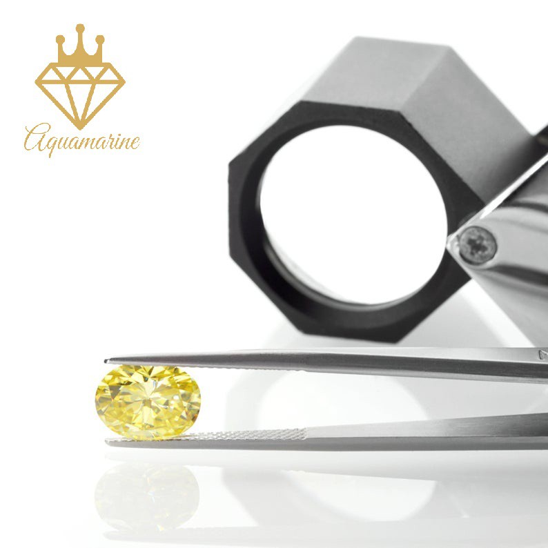 Kim cương nhân tạo Moissanite Oval vàng vivid