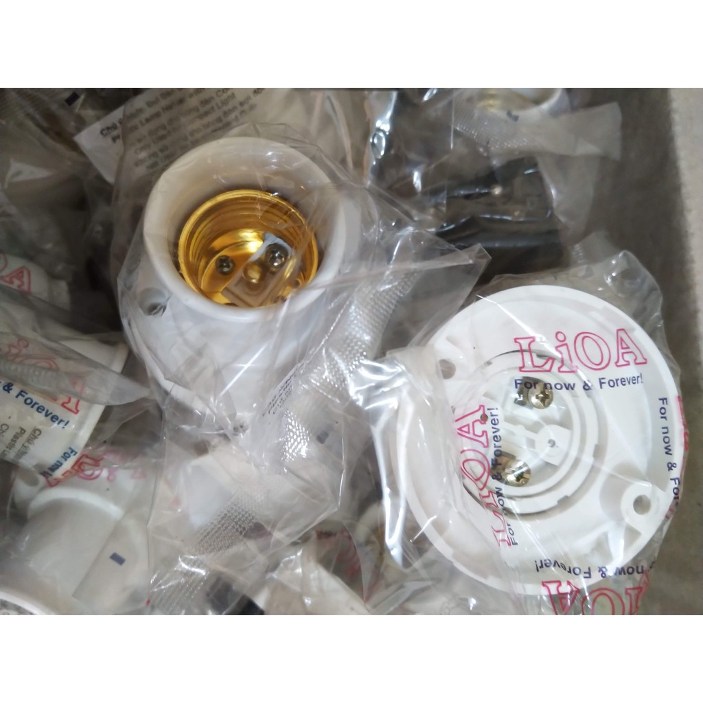 Đui đèn vuông 90 độ LIOA DDX90