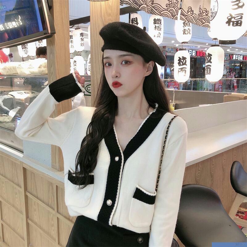 Áo khoác cardigan tay dài cổ chữ V màu sắc thời trang cho nữ