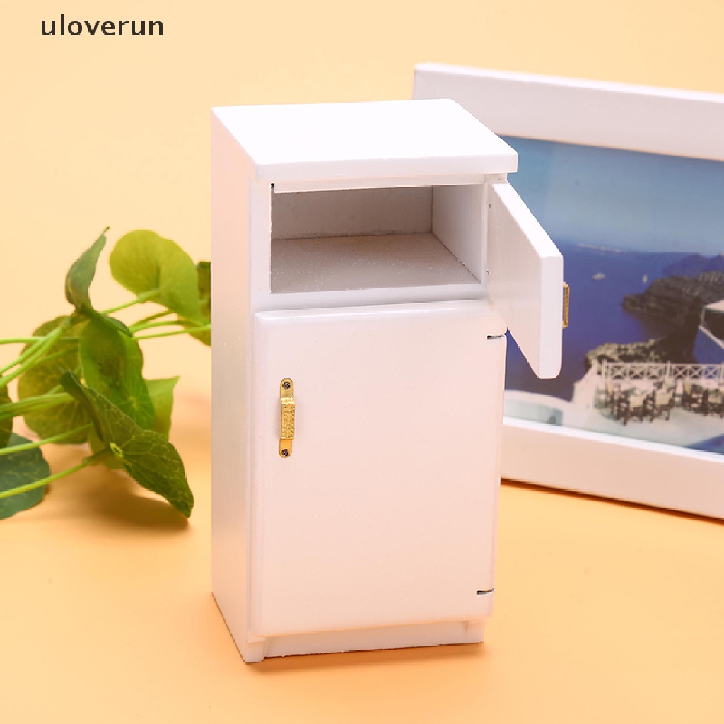 Mô Hình Tủ Lạnh Mini Bằng Gỗ Dùng Trang Trí Nhà Búp Bê