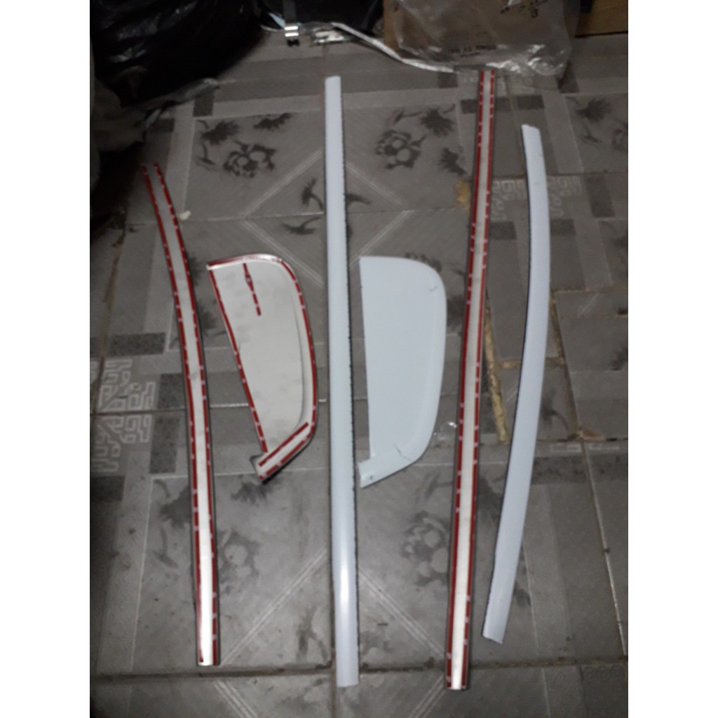 Bộ nẹp viền chân kính inox xe Mitsubishi Triton form 2019-2021