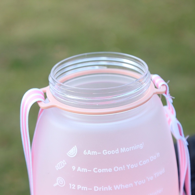 Bình Nước Thể Thao Có Ống Hút Dung Tích Lớn 1300ml Dễ Thương Xinh Xắn Dành Cho Bé