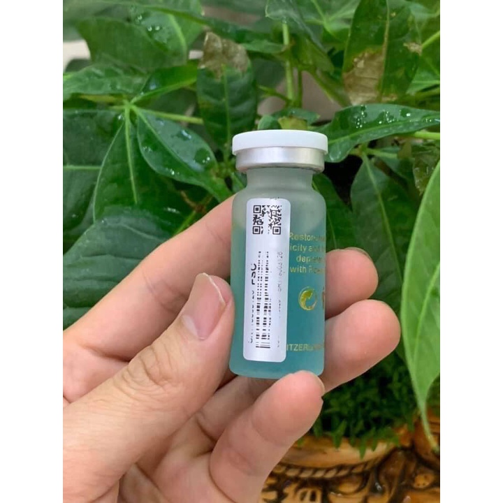 Serum dưỡng thâm màu xanh