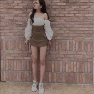 Set Áo croptop tay bồng trễ vai và chân váy Kaki nâu cạp cao 2 túi giả - by SugarG