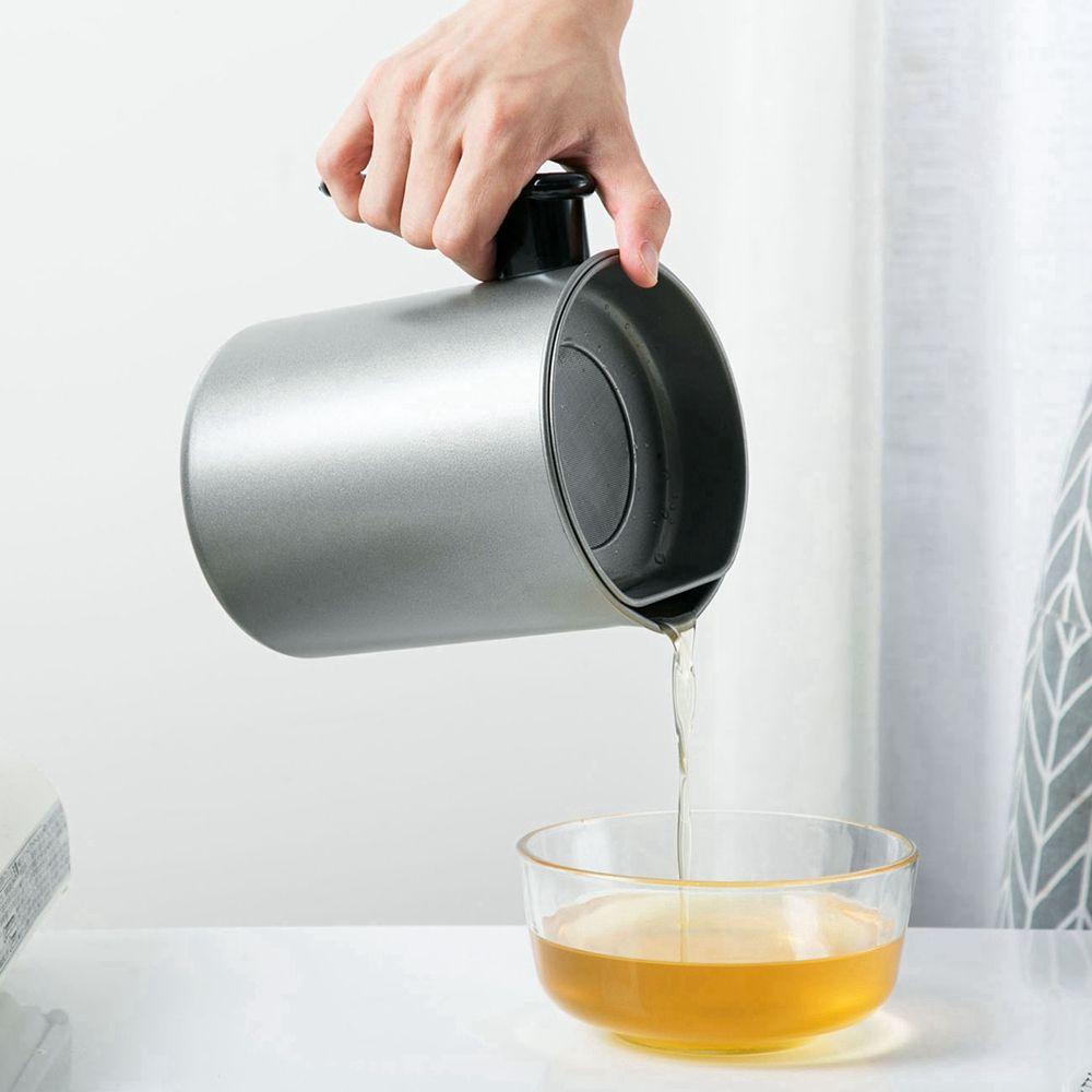 Bình Đựng Gia Vị / Dầu Ăn Kèm Đồ Lọc Tiện Dụng Cho Nhà Bếp