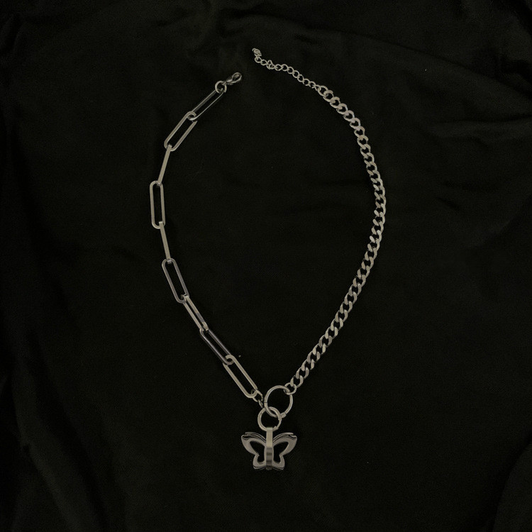 Dây Chuyền Mặt Hình Bướm Bằng Thép Titan Phong Cách Hip Hop 22704 Có Thể Sử Dụng Như Vòng Tay