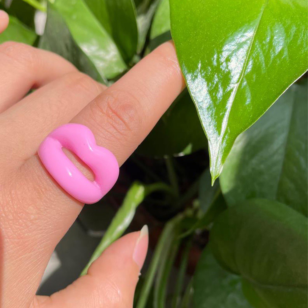 Nhẫn hình đôi môi bằng nhựa acrylic phong cách vintage nhiều kiểu dáng thời trang cho nữ